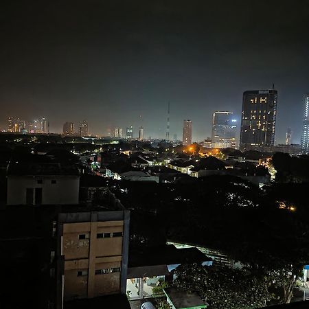 B Blue Hotel Malang Esterno foto